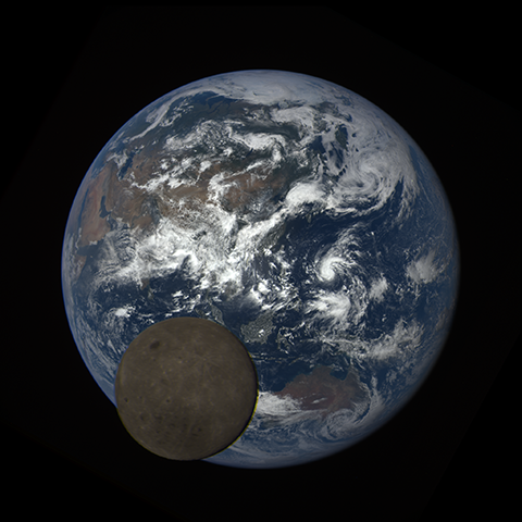 Image https://epic.gsfc.nasa.gov/epic-galleries/2016/lunar_transit/thumbs/epic_1b_20160705050716_01-sm.png