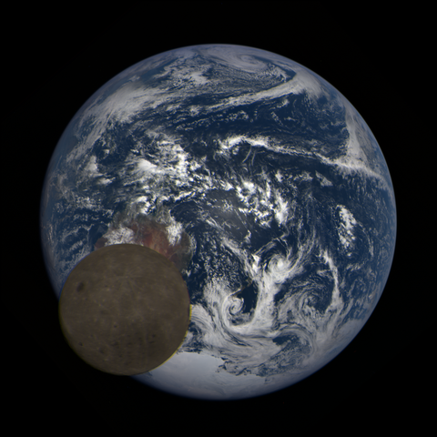 Image https://epic.gsfc.nasa.gov/epic-galleries/2021/lunar_transit/thumbs/epic_1b_20210211005709_03.png