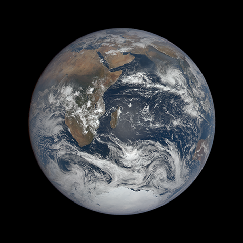 Image https://epic.gsfc.nasa.gov/epic-galleries/2022/blue_marble/thumbs/epic_1b_20221207075437.png