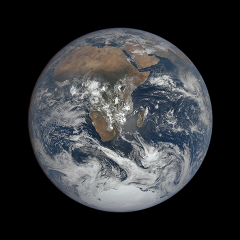 Image https://epic.gsfc.nasa.gov/epic-galleries/2022/blue_marble/thumbs/epic_1b_20221207090937.png