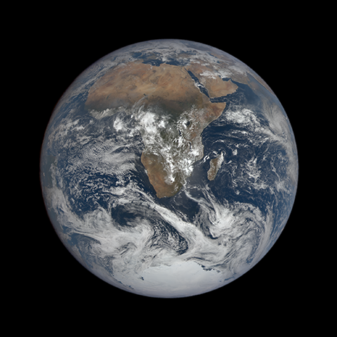 Image https://epic.gsfc.nasa.gov/epic-galleries/2022/blue_marble/thumbs/epic_1b_20221207093937.png