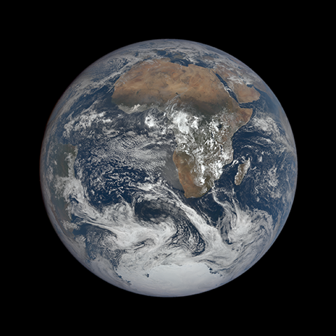 Image https://epic.gsfc.nasa.gov/epic-galleries/2022/blue_marble/thumbs/epic_1b_20221207103937.png