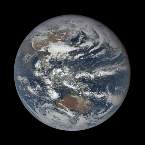 Image https://epic.gsfc.nasa.gov/epic-galleries/2022/high_cadence/thumbs/epic_1b_20220321035338.png