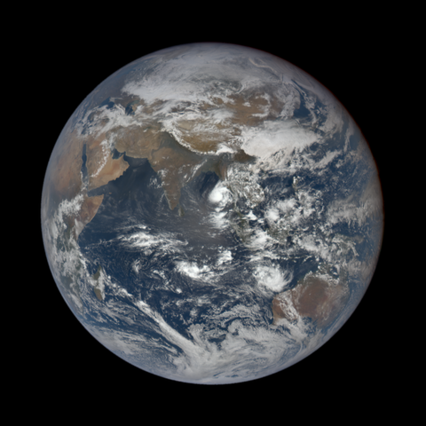 Image https://epic.gsfc.nasa.gov/epic-galleries/2022/high_cadence/thumbs/epic_1b_20220321063338.png