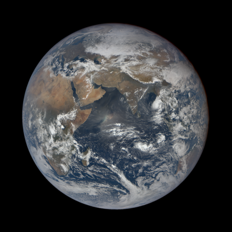 Image https://epic.gsfc.nasa.gov/epic-galleries/2022/high_cadence/thumbs/epic_1b_20220321081338.png
