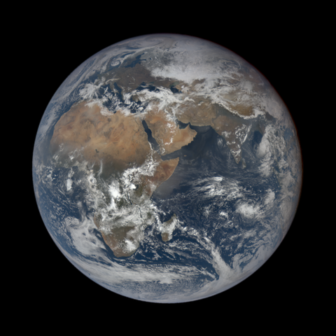 Image https://epic.gsfc.nasa.gov/epic-galleries/2022/high_cadence/thumbs/epic_1b_20220321093338.png