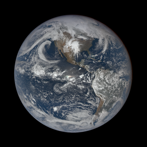 Image https://epic.gsfc.nasa.gov/epic-galleries/2022/high_cadence/thumbs/epic_1b_20220321191338.png