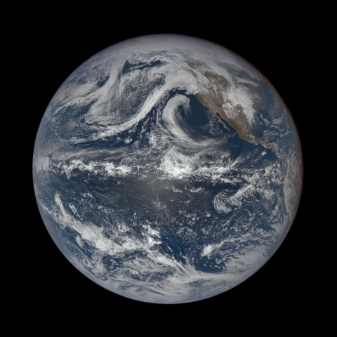 Image https://epic.gsfc.nasa.gov/epic-galleries/2022/high_cadence/thumbs/epic_1b_20220321215338.png
